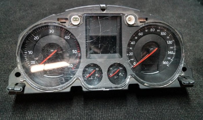 Ceas de bord VW PASSAT B6 3C2 2005 OEM: 3C0920960H 2164908