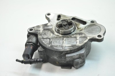 Pompa de vacuum AUDI Q3 8U 2013 OEM: 03L145100 4113295 foto