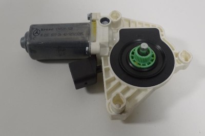 Motor macara geam ușă dreapta față MERCEDES-BENZ E Coupe C207 2013 OEM: A2078200642 3274571 foto