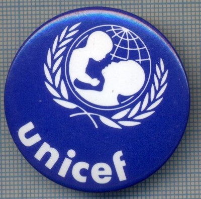 AX 621 INSIGNA UNICEF-FONDUL INTERNATIONAL DE URGENTE ALE COPIILOR AL NATIUNILOR foto