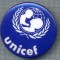 AX 621 INSIGNA UNICEF-FONDUL INTERNATIONAL DE URGENTE ALE COPIILOR AL NATIUNILOR