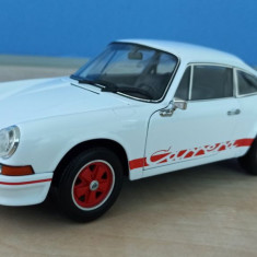 Macheta Porsche 911 Carrera RS 2.7 1973 alb/rosu - Welly 1/18