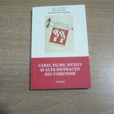 Cărți, filme, muzici și alte distracții din comunism