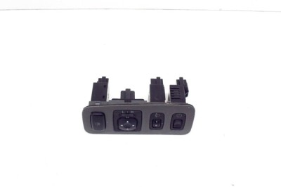 Panou de butoane MITSUBISHI SPACE WAGON N9_W, N8_W 1998 OEM: C8N-C09M,MR190956 | 14168266 foto