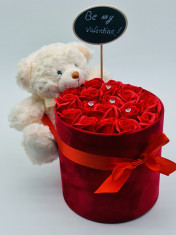 Set cadou - Trandafiri sapun - Cutie Catifea Rosie cu Ursulet foto