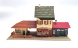 Gara feroviara circuit trenulet Diorama feroviara Faller 93 HO Germania anii &#039;80 macheta cai ferate ( mici defecte ), 1:87, H0 - 1:87, Accesorii si decor