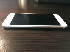 VAND iPhone 7 gold 32gb foto