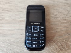 Telefon mobil Samsung E1200i negru impecabil