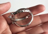 Cercei rotunzi -inox placati cu aur ALB 18k, cristale -GRAVAT martisor