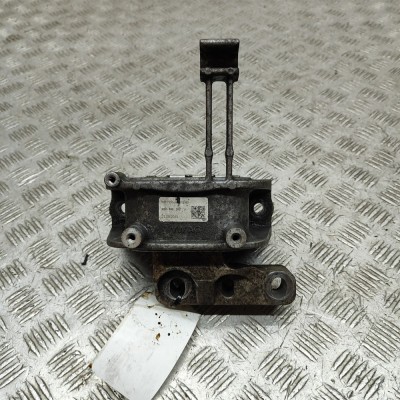 Suport motor dreapta VW PASSAT Variant B8 3G5 2016 OEM: 3Q0199262J 32739372 foto