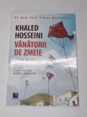 VANATORII DE ZMEIE. ROMAN GRAFIC de KHALED HOSSEINI 2014 foto