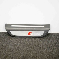 Ornament prag st&acirc;nga spate AUDI Q3 8U 2017 OEM: 8U0853375B8U0853375C