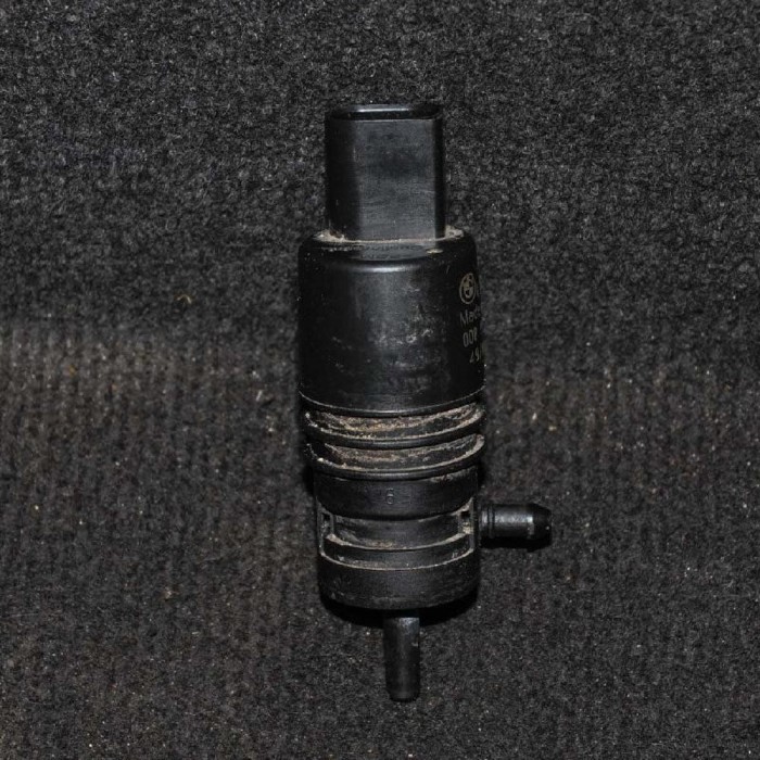 Motor rezervor lichid de parbriz BMW 5 Touring F11 2014 OEM: 8362154 2146510