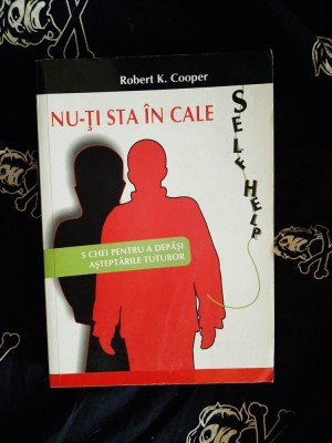 Robert Cooper - Nu-ti sta in cale foto