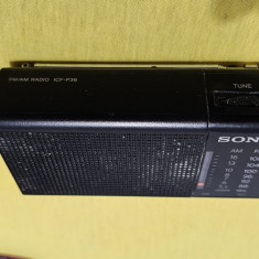 RADIO SONY ICF P36 ,FUNCTIONEAZA PE FM .