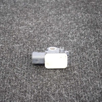 Senzor de impact dreapta față VOLVO V70 III BW 2008 OEM: 31264395 3684492 foto