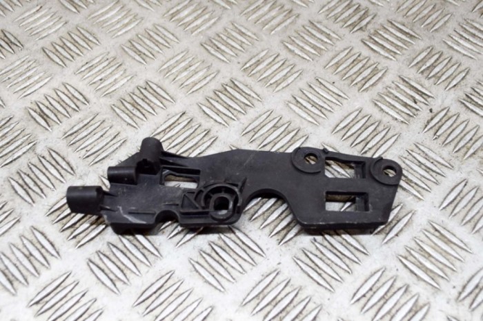 Suport aripa dreapta față LAND ROVER DISCOVERY SPORT L550 2018 OEM: FK72-16A128-AF 14526307
