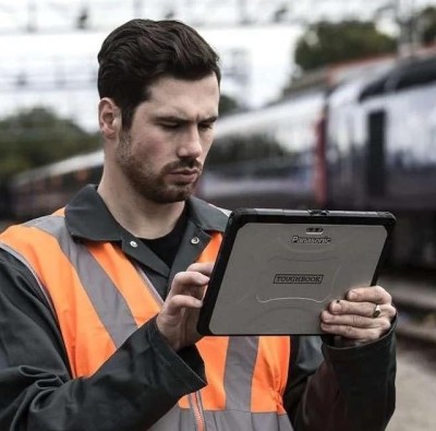 Tableta militara Panasonic Toughbook CF20 / CF-20 Dual BOOT: WINDOWS+ANDROID 8/256Gb SSD, 10.1&amp;rdquo; Multi Touch, 4G, CPU i5 G7, Camera Dubla, Antisoc foto