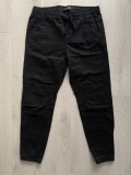 Pantaloni House, marime L, conditie excelenta