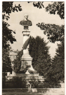 CPIB 15882 CARTE POSTALA - TURNU SEVERIN. STATUIA LUI TRAIAN foto