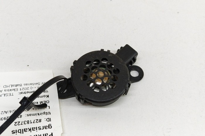 Difuzor senzor de parcare PDC TESLA MODEL 3 2021 OEM: 1054113-00-B 27183722