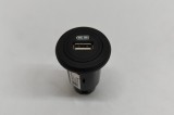 USB JAGUAR I-PACE X590 2018 OEM: J9D3-19010-AA | 31716007