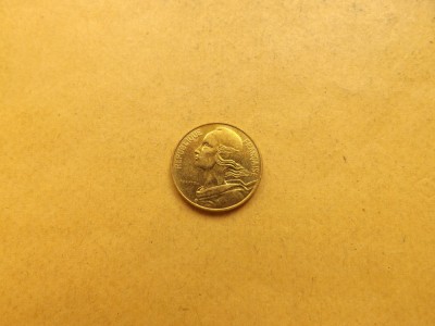 Franta 10 Centimes 1983 foto