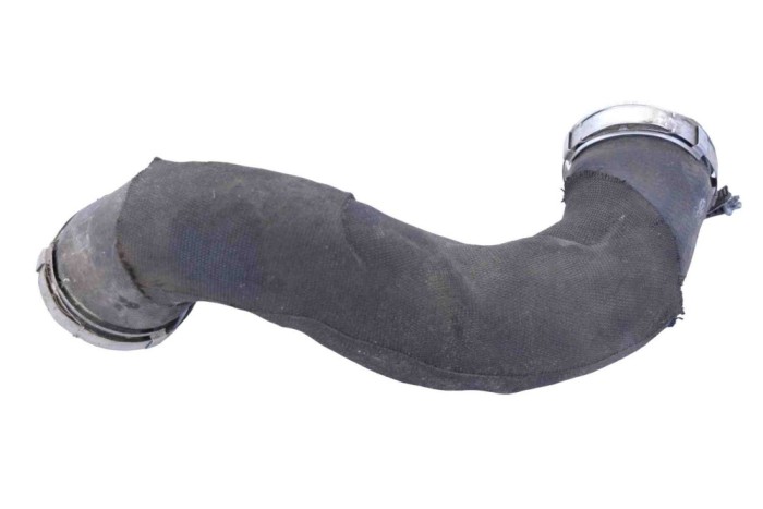 Furtun intercooler AUDI A5 Cabrio 8F7 2011 OEM: 8K0145709E