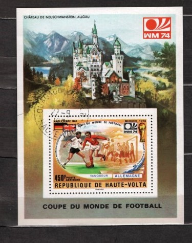 VOLTA SUPERIOARA 1974 - SPORT. FOTBAL MUNCHEN. CASTEL. COLITA STAMPILATA, DB21