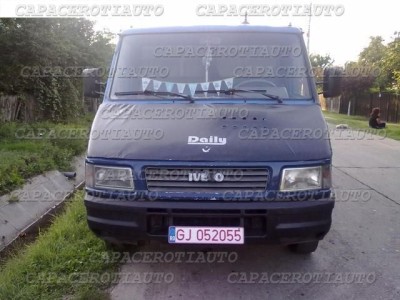 Husa iveco daily pentru capota model vechi foto