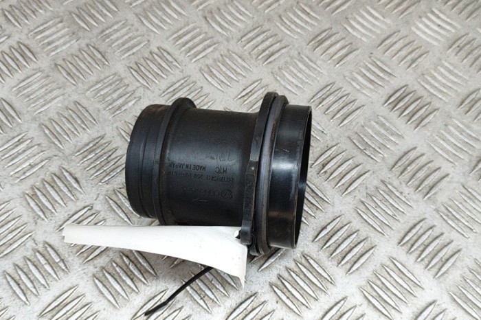 Debitmetru de aer VW TOUAREG 7P5 2011 OEM: 059906461N,420133471 | 27184682