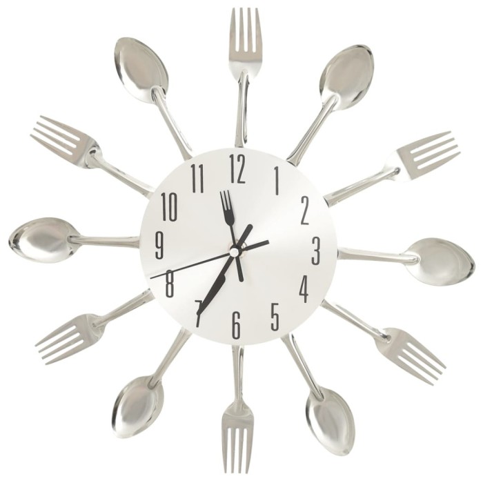 Ceas de perete model lingura/furculita argintiu 31 cm aluminiu