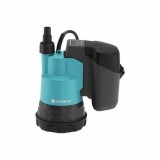 Cumpara ieftin Pompa submersibila apa curata Gardena 2000/2 P4A, 18V, 2000 l/h, H 20m (fara acumulator)