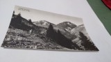 CARTE POSTALA MUNTII BUCEGI-SPRE VARFUL CU DOR NECIRCULATA, Circulata, Fotografie