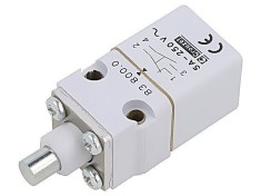 Limitator cursă bolt &Oslash;8mm SPDT 5A max.250VAC IP65 -10&divide;70&deg;C