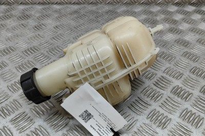 Vas de expansiune BMW X1 F48 2021 OEM: 7617362,8687503 23874632 foto