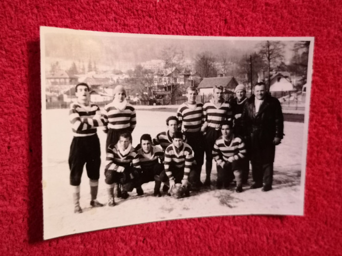 Foto (veche-anul 1964) fotbal - PROGRESUL BUCURESTI (cantonament Sinaia)