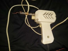 Pistol de lipit Romanesc cu carcasa Alba original,incalzeste ansa instantaneu-Pistol vechi putin folosit,pistol Radio Progres Bucuresti 220V,100W,50HZ