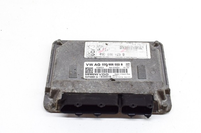 Unitate de control motor VW FOX 5Z1, 5Z3 2009 OEM: 03D906023B,5WP4080004 18187628
