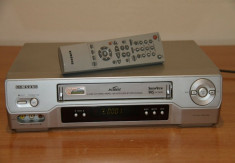 VIDEO RECORDER SAMSUNG VHS VCR NOU foto