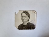 Fotografie 3/6 cm cu femeie