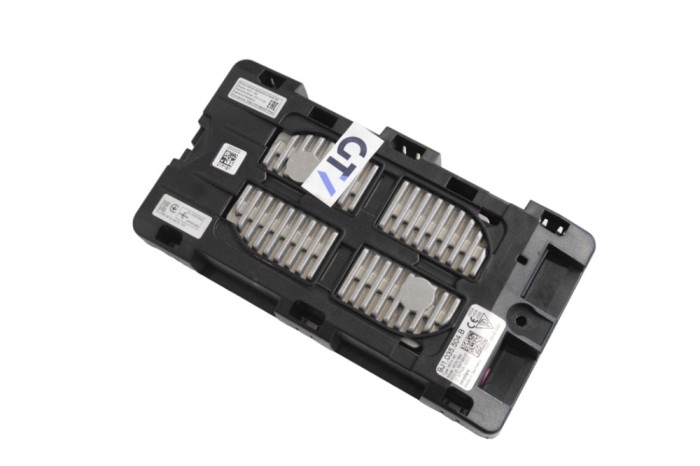 Alt modul de control PORSCHE Taycan 2021 OEM: 9J1035504B 21452034