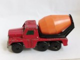 bnk jc Matchbox 19f Cement Truck