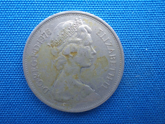 10 NEW PENCE 1976 ELISABETA II / ANGLIA