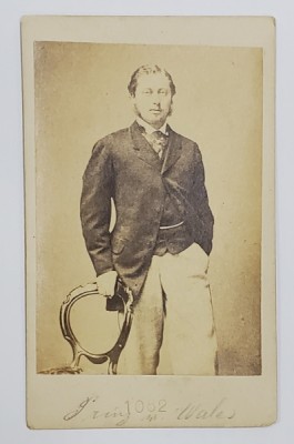 PRINTUL DE WALLES , EDUARD AL VII - LEA , VIITOR REGE AL REGATULUI MARII BRITANII , FOTOGRAFIE TIP C.D.V. , A DOUA JUMATATE A SECOLULUI XIX foto