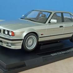 Macheta BMW Alpina B10 4.6 E34 1994 silver - MCG 1/18