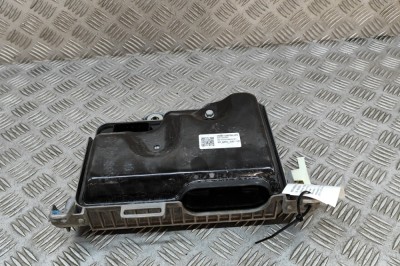 Modul de confort TESLA MODEL Y 2022 OEM: 1497327-00-B 26252365 foto