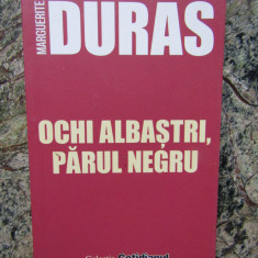 Marguerite Duras- Ochi albastri, parul negru