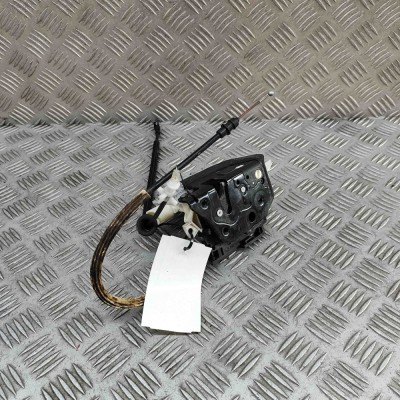 &amp;Icirc;ncuietoare ușă dreapta față VW PASSAT Variant B7 365 2014 OEM: 3C1837016A 31048106 foto