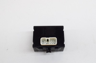 Alt modul de control LEXUS RX MCU15 2002 OEM: 89373-48010,068800-2700 15029779 foto